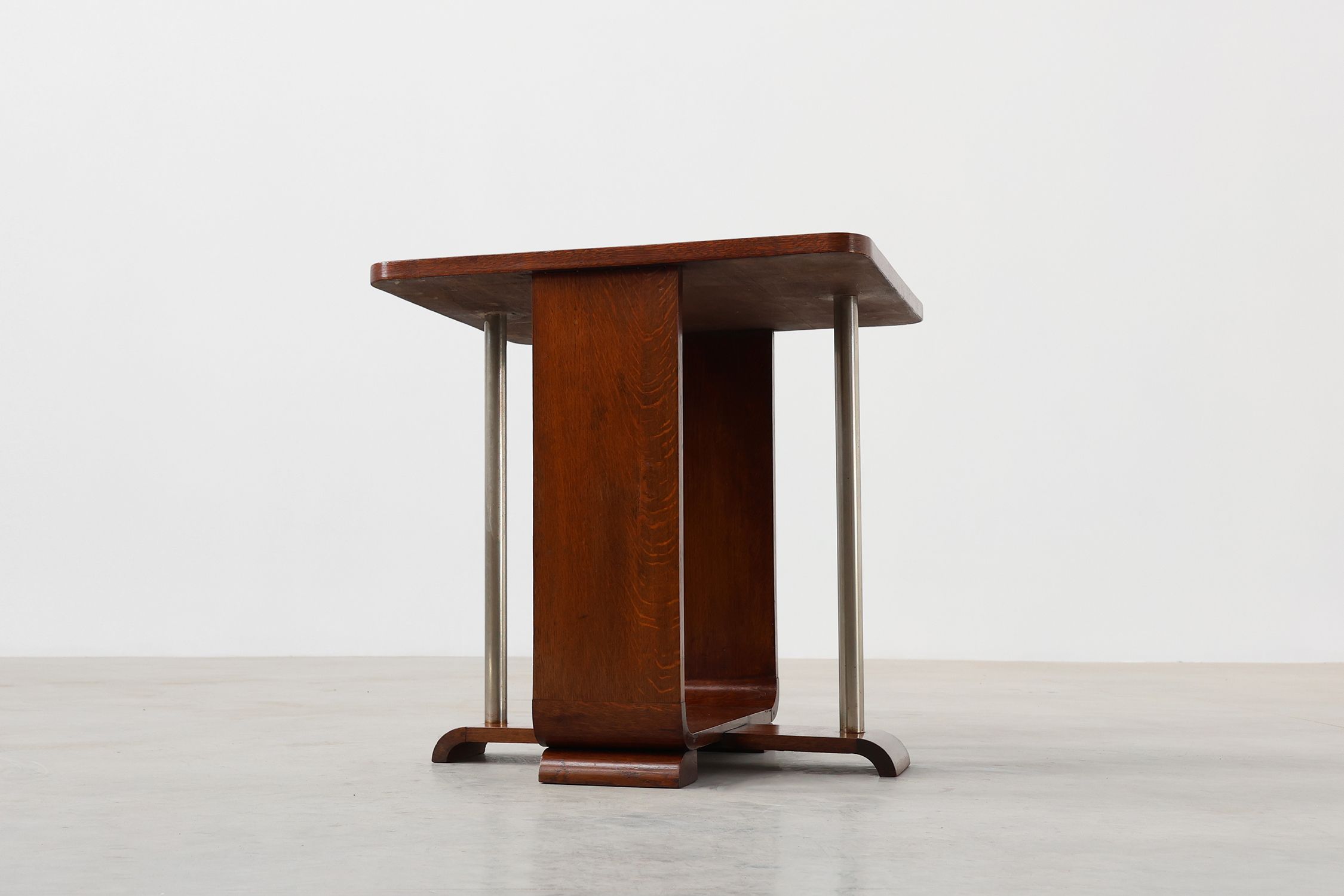 Art Deco square side table in oak veneer, France ca. 1925thumbnail